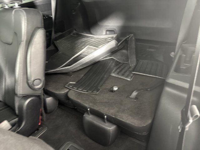 Used 2023 Kia Sorento SX FWD image 24
