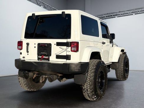 Used 2015 Jeep Wrangler Sahara image 11