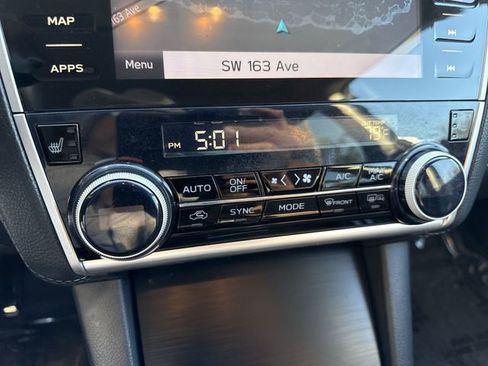 Used 2018 Subaru Outback 2.5i Touring image 19