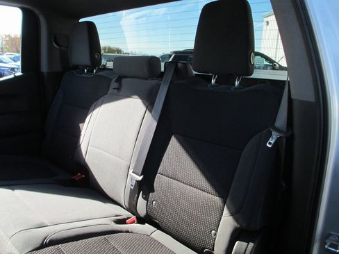 Used 2019 Chevrolet Silverado 1500 Custom Trail Boss w/ Custom Convenience Package image 17