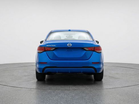 Used 2025 Nissan Sentra SV image 7