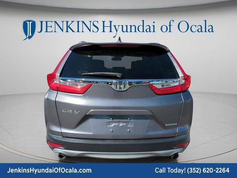 Used 2017 Honda CR-V Touring image 4