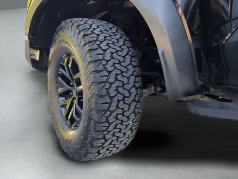 Certified 2018 Ford F150 Raptor w/ Equipment Group 802A Luxury AWD/4WD image 73