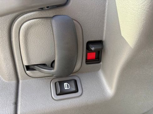 Used 2023 Chevrolet Express 3500 LS RWD image 15