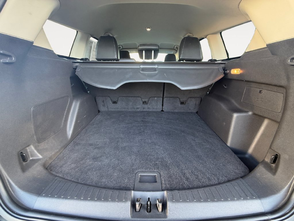 Used 2018 Ford Escape Titanium FWD image 5