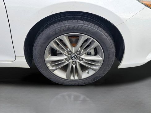 Used 2016 Toyota Camry SE image 27