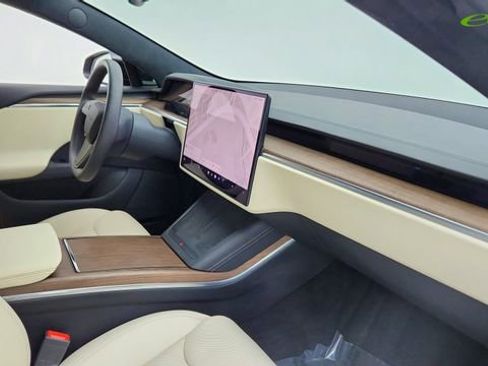 Used 2022 Tesla Model S AWD/4WD image 19