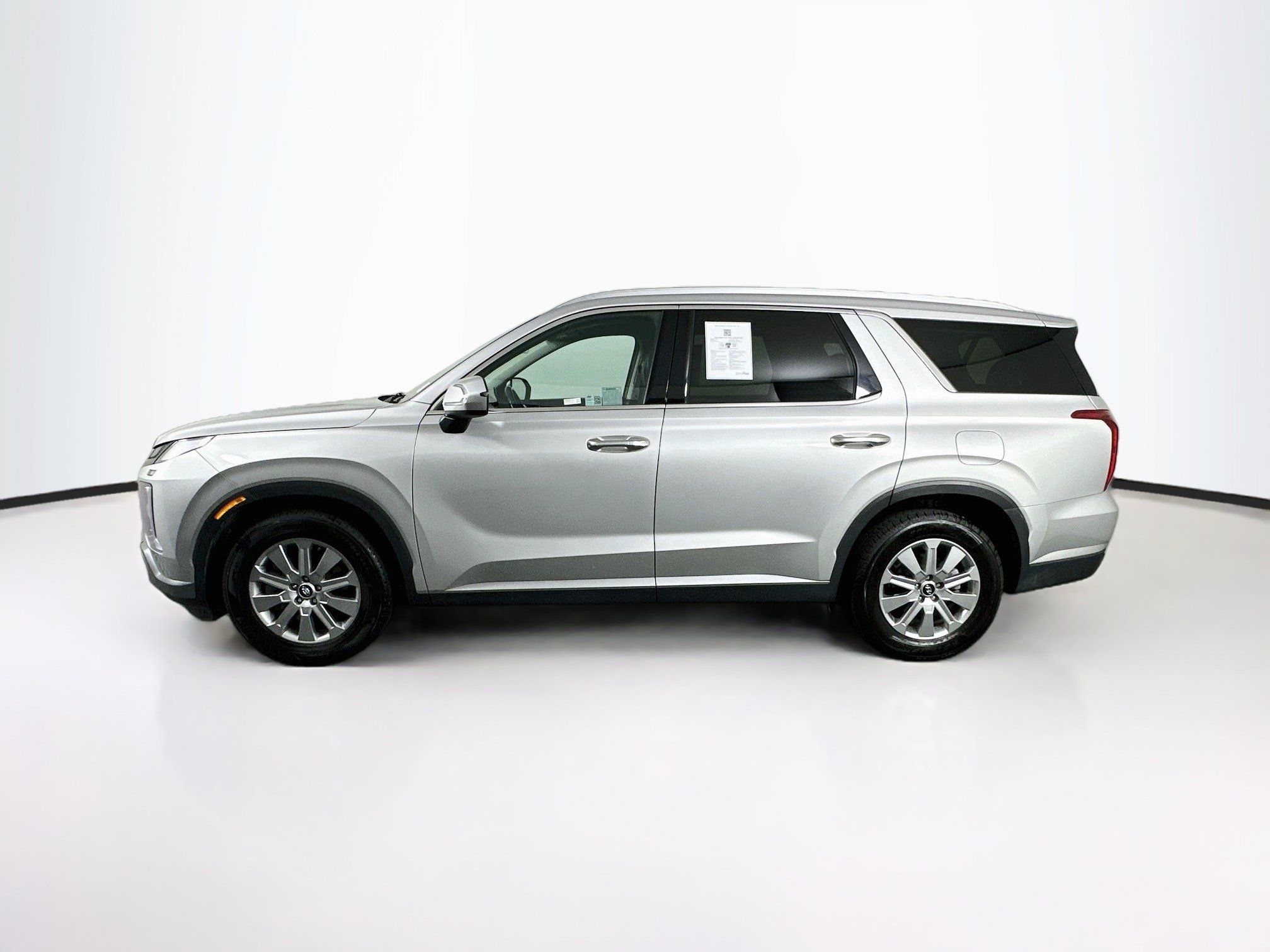 Used 2024 Hyundai Palisade SEL FWD image 4