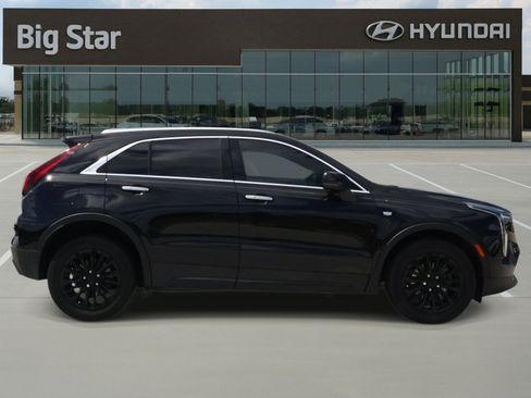 Used 2024 Cadillac XT4 Premium Luxury FWD image 5