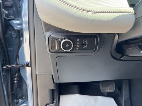 New 2025 Ford Explorer Active w/ Active Comfort Package image 15