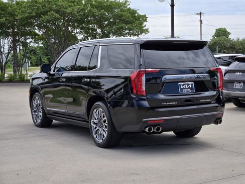 Used 2023 GMC Yukon Denali Ultimate AWD/4WD image 3