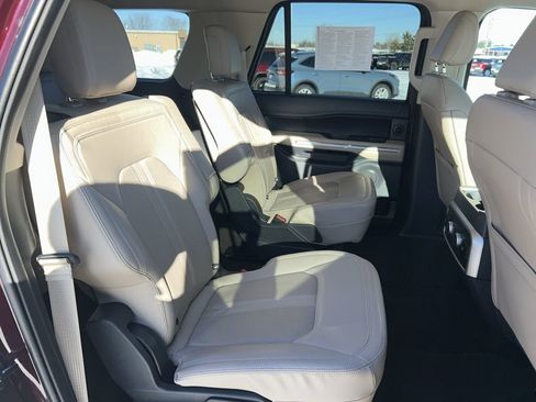 Used 2023 Ford Expedition Max Limited image 21