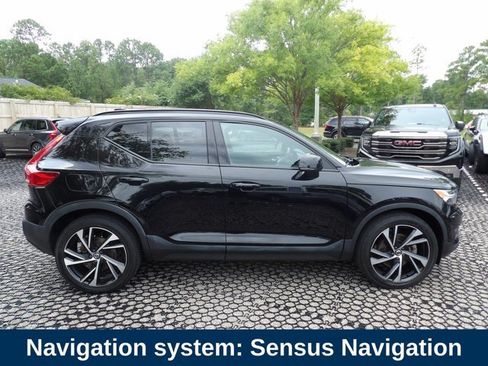 Used 2020 Volvo XC40 T5 R-Design AWD/4WD image 5