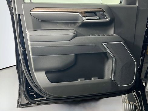 New 2026 Chevrolet Silverado 1500 LT Trail Boss w/ LPO, Dark Essentials Package image 18