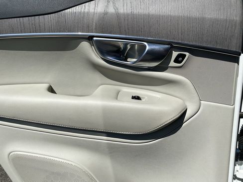 Used 2023 Volvo XC90 T8 Plus w/ Protection Package Premier image 30