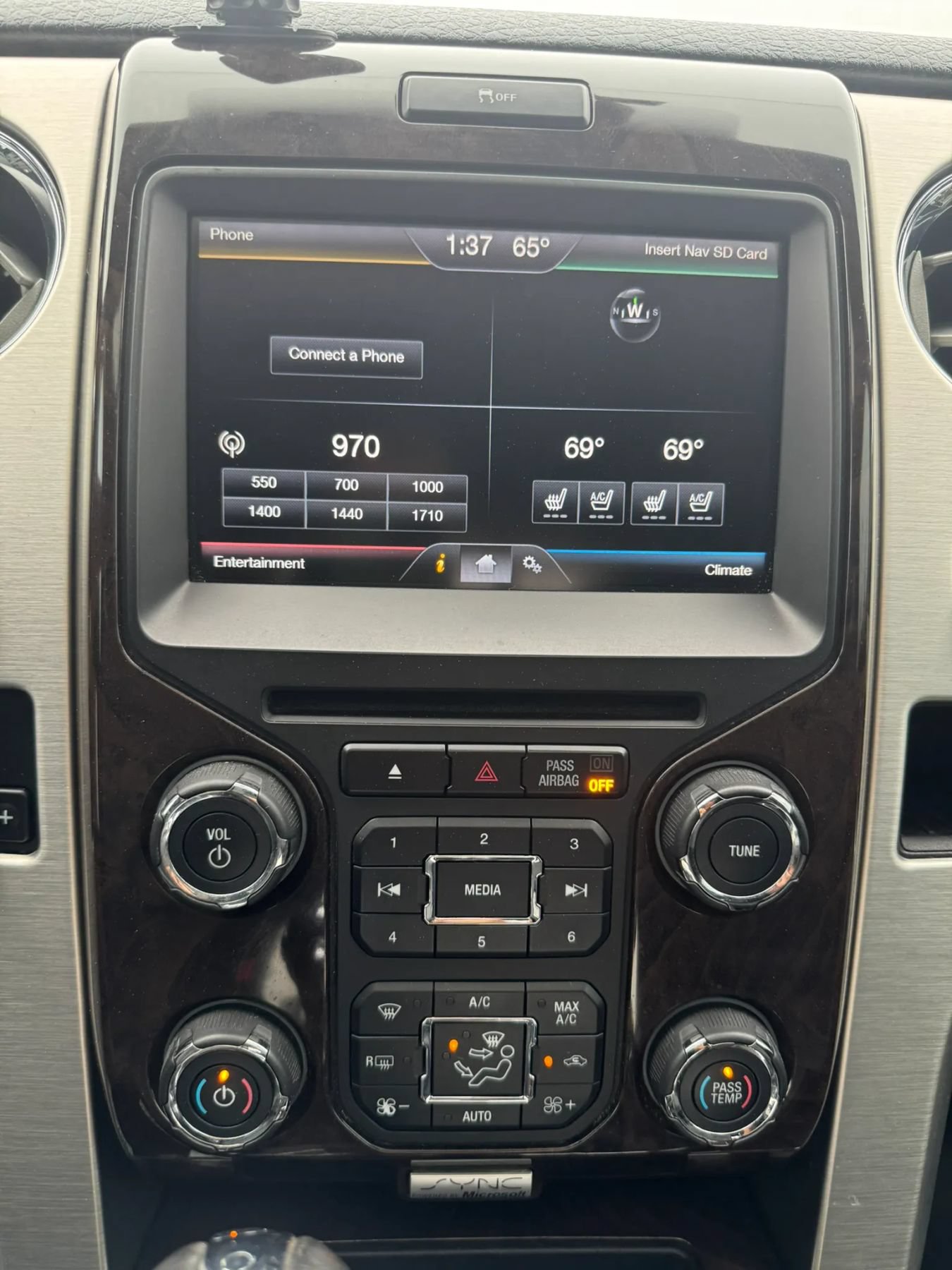Used 2014 Ford F150 Platinum AWD/4WD image 54