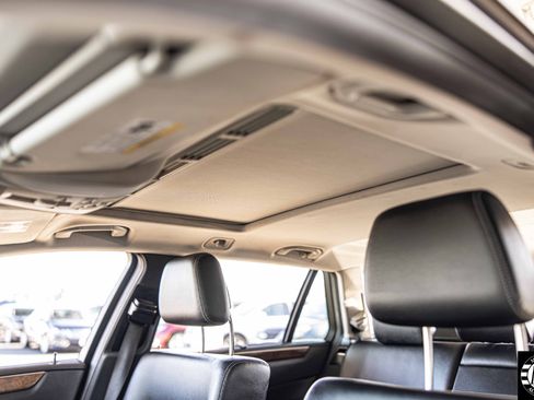 Used 2014 Mercedes-Benz E 350 4MATIC Wagon image 20