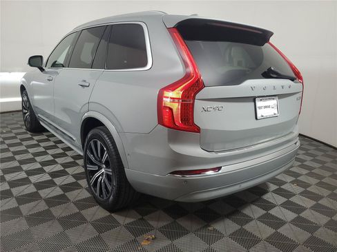 Certified 2025 Volvo XC90 B6 Plus w/ Protection Package Premier AWD/4WD image 4