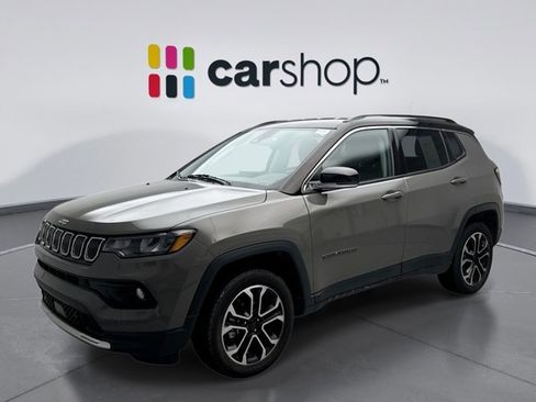 Used 2022 Jeep Compass Limited image 1