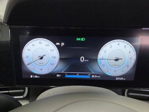 Certified 2023 Hyundai Elantra SEL w/ Convenience Package FWD image 17