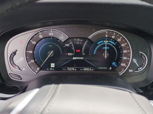 Used 2019 BMW 530e image 21