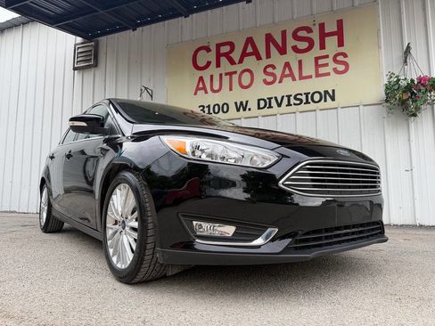 Used 2017 Ford Focus Titanium w/ Titanium Technology Package FWD image 1