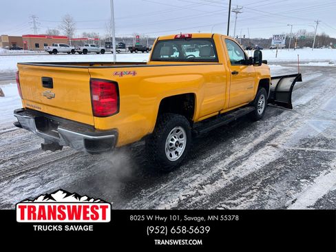 Used 2017 Chevrolet Silverado 3500 W/T w/ Snow Plow Prep Package image 9