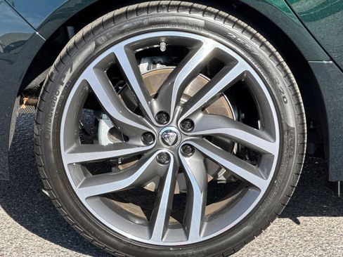 Used 2024 Jaguar XF R-Dynamic SE image 13