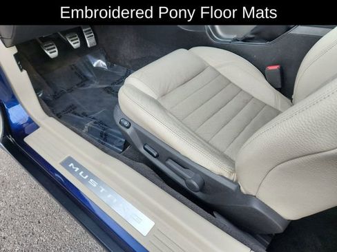 Used 2011 Ford Mustang Premium w/ 202A Rapid Spec Order Code image 20