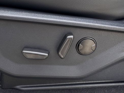 New 2026 Ford F250 Lariat image 25