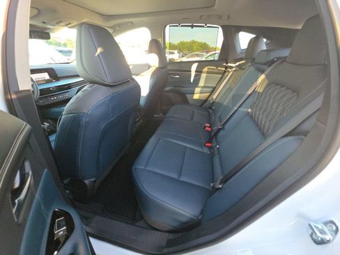 Used 2025 Nissan Murano Platinum w/ Cargo Package AWD/4WD image 4