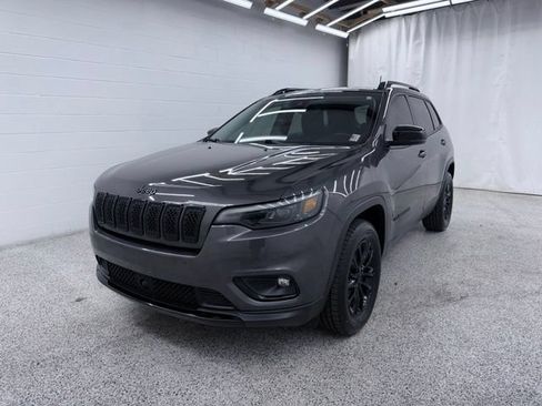 Used 2023 Jeep Cherokee Altitude Lux AWD/4WD image 5