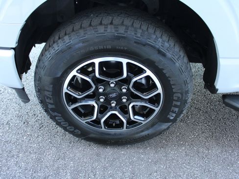 Used 2022 Ford F150 XLT w/ Equipment Group 302A High image 11