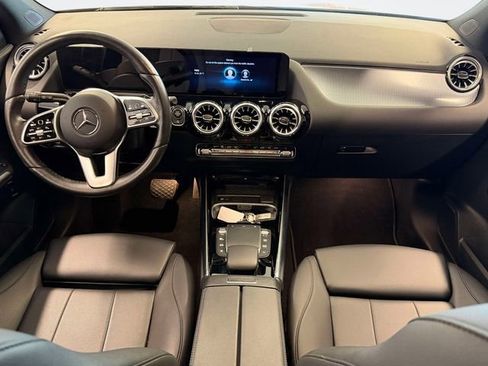 Used 2023 Mercedes-Benz GLA 250 4MATIC image 13