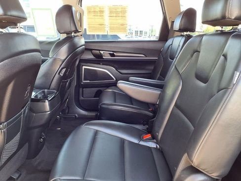 Certified 2025 Kia Telluride S FWD image 10