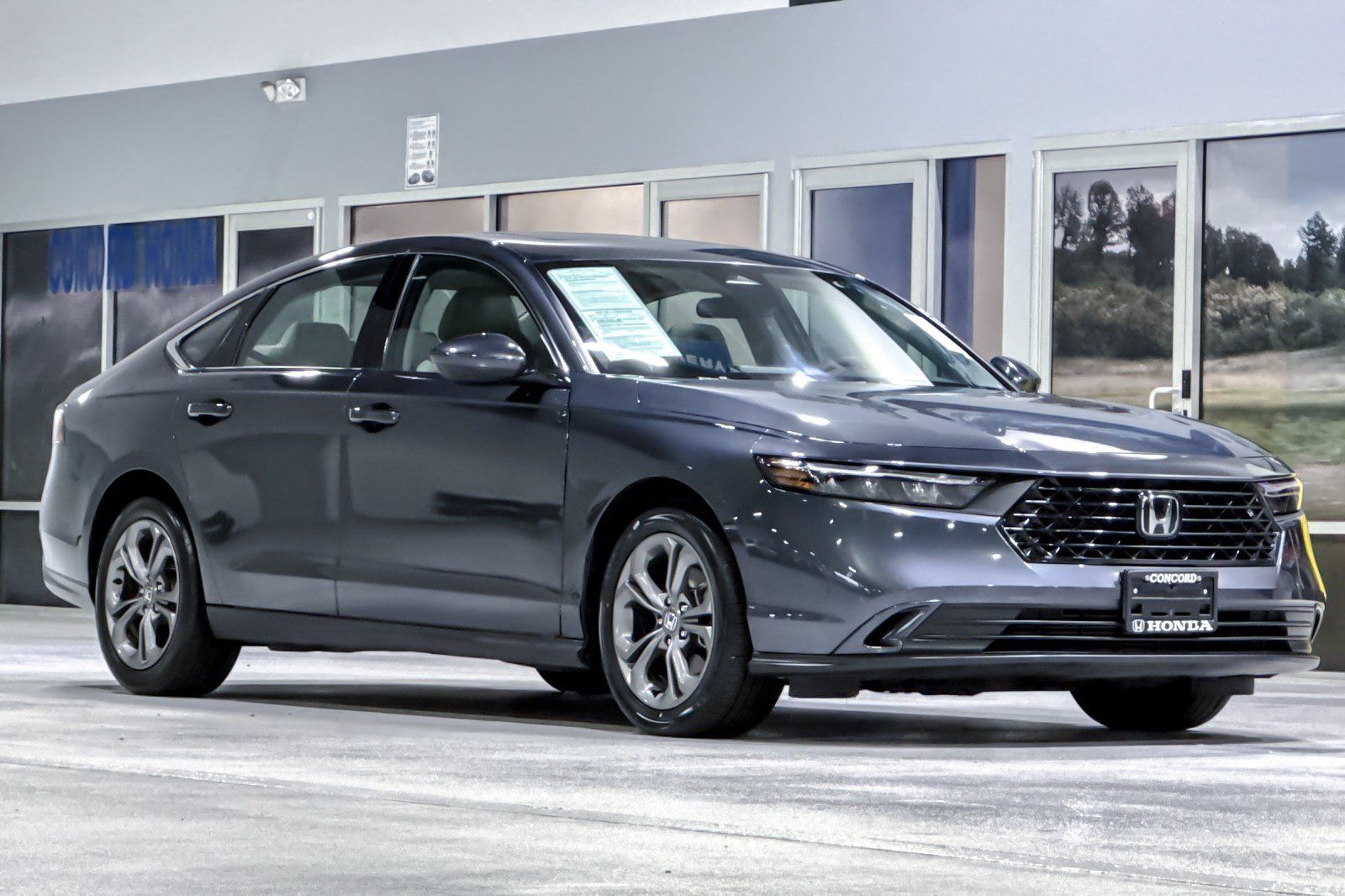 Used 2024 Honda Accord EX image 7