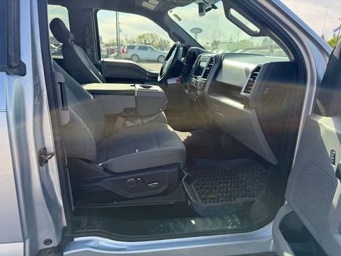 Used 2016 Ford F150 XLT w/ Equipment Group 302A Luxury AWD/4WD image 11