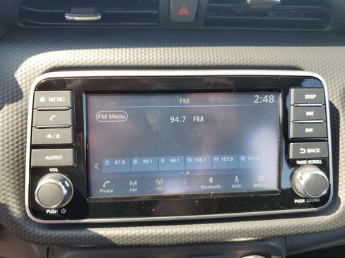 New 2025 Nissan Kicks Play S image 17