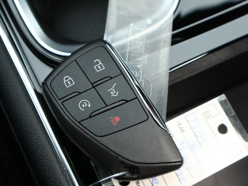 New 2026 Chevrolet Traverse RS image 30