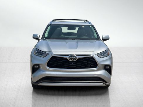 Used 2021 Toyota Highlander Platinum AWD/4WD image 8