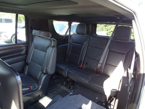 Used 2023 Chevrolet Suburban Premier w/ Max Trailering Package AWD/4WD image 9