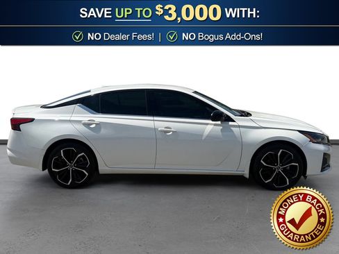 Used 2023 Nissan Altima 2.5 SR FWD image 8