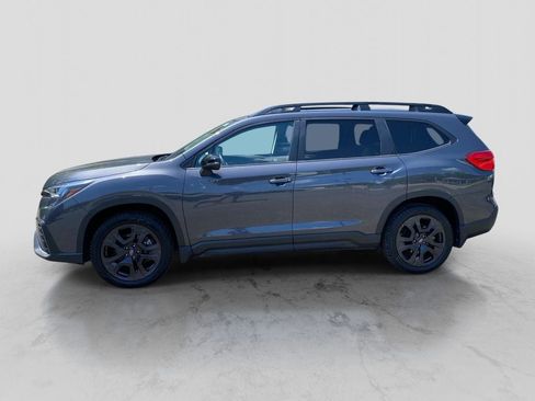 Used 2023 Subaru Ascent Onyx Edition AWD/4WD image 2