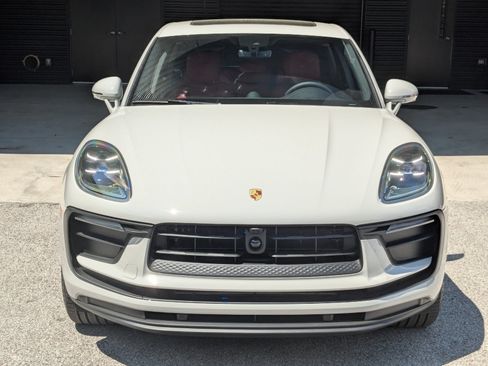 New 2026 Porsche Macan AWD/4WD image 6