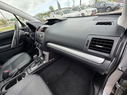Used 2015 Subaru Forester 2.5i Touring w/ Popular Package #2 AWD/4WD image 13