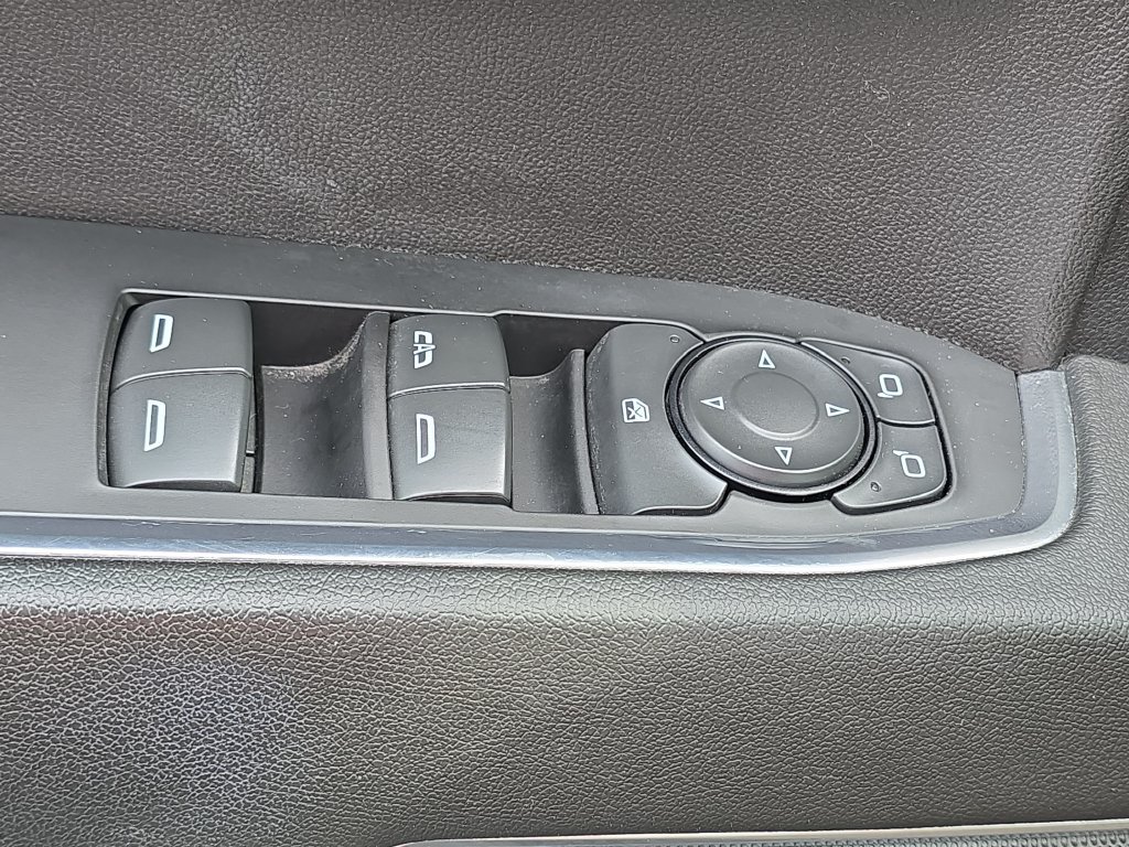 Used 2024 Chevrolet Silverado 1500 LT w/ Protection Package AWD/4WD image 31