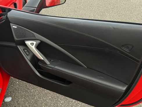 Used 2016 Chevrolet Corvette Stingray Convertible w/ Carbon Flash Badge Package image 20