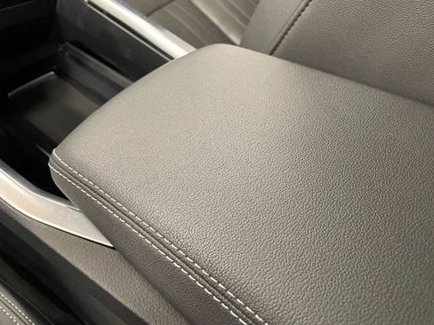 Used 2021 Audi e-tron Premium Plus w/ Premium Plus Package image 40