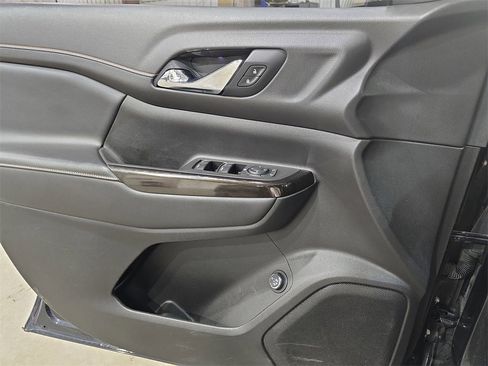 Used 2020 GMC Acadia AT4 w/ Driver Alert Package II image 28