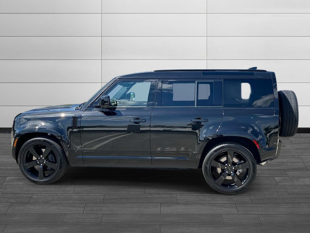 New 2026 Land Rover Defender 110 X-Dynamic SE AWD/4WD image 2
